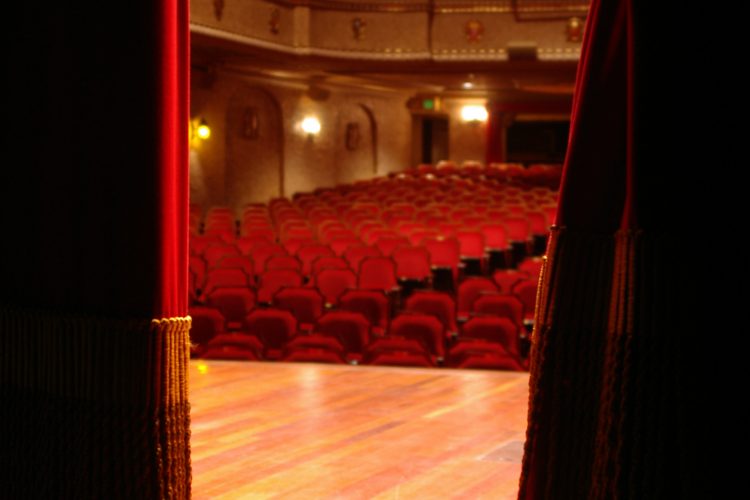 ?Sztuka Właściwych Decyzji? na scenie Mentoring Theater już 14 listopada!